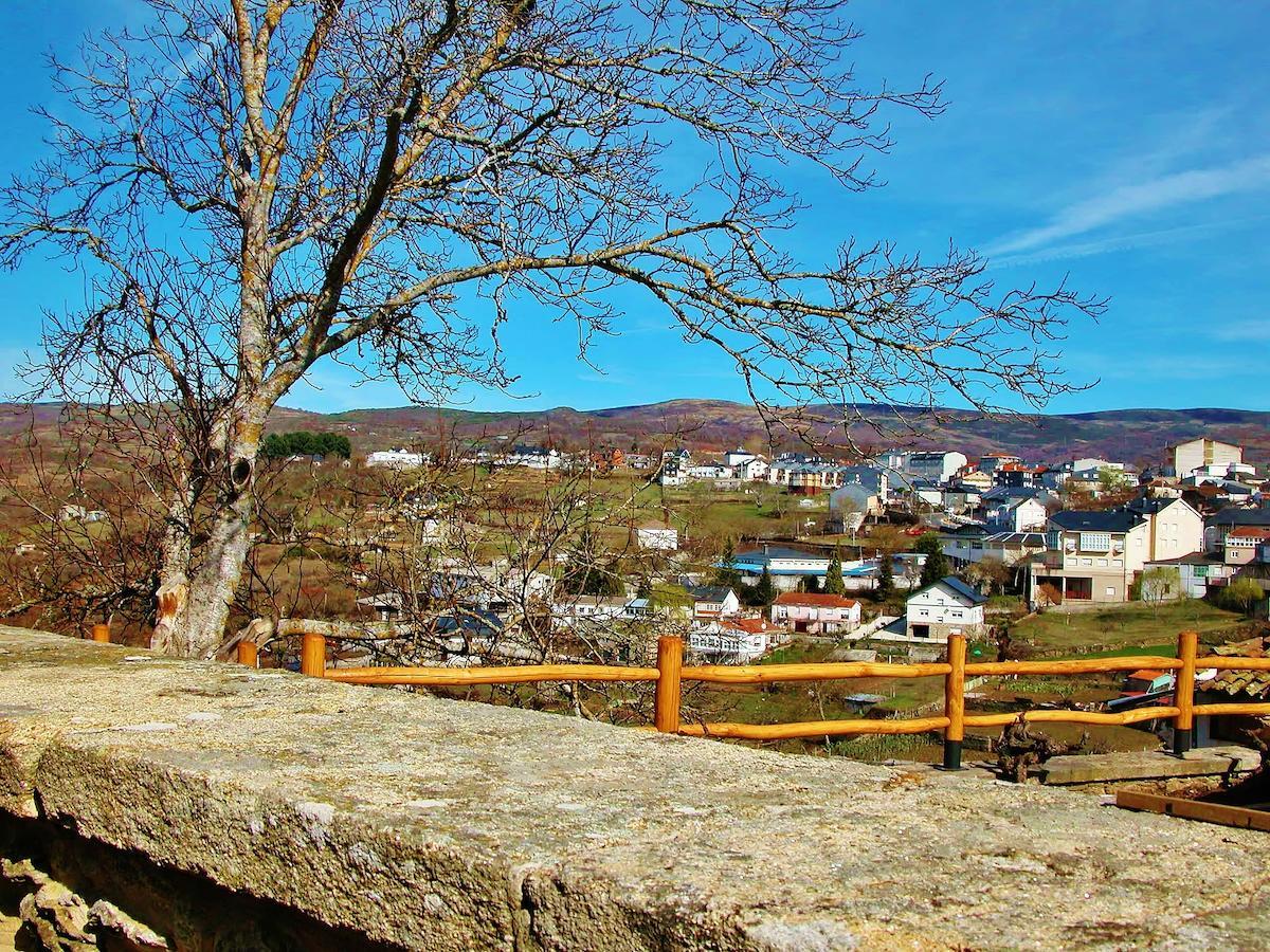 Mirador Da Ribeira Hotel Viana do Bolo Kültér fotó